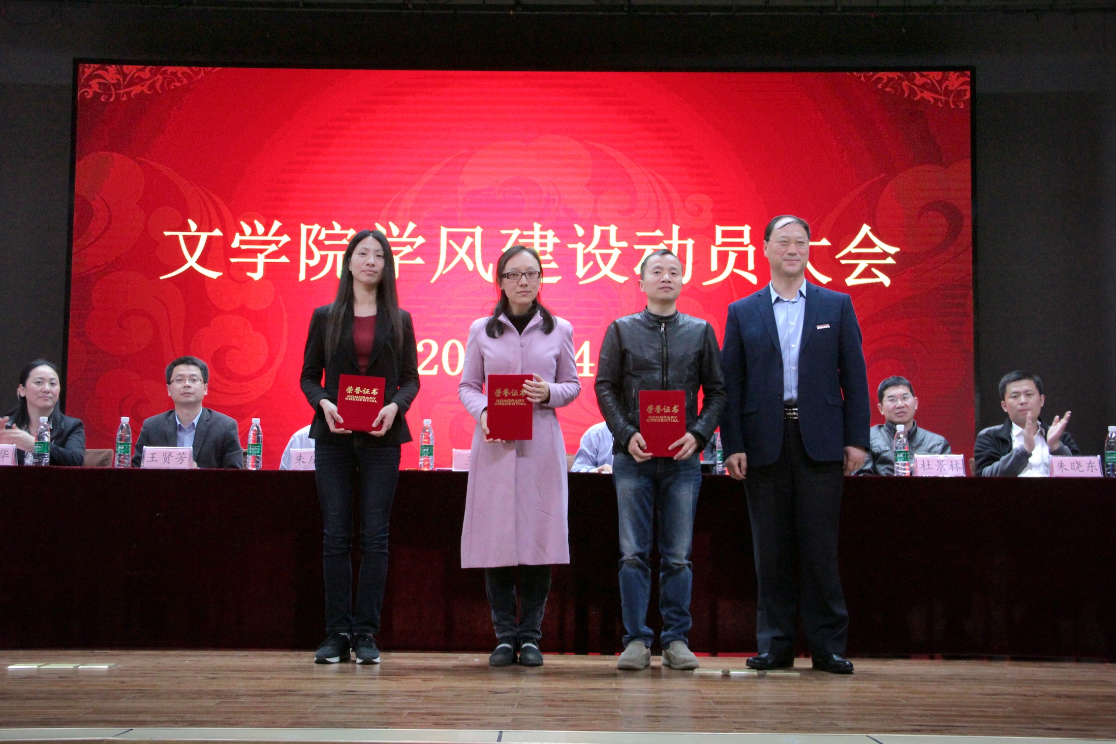 QQ20180425-2.jpeg QQ20180425-2.jpeg